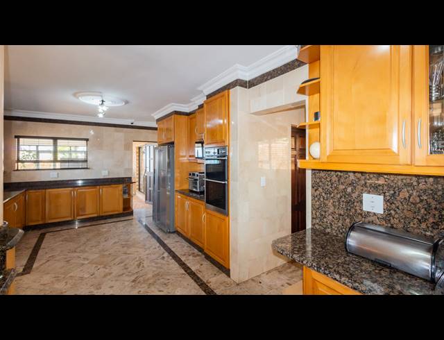 4 BEDROOM HOUSE FOR SALE IN BLUFF